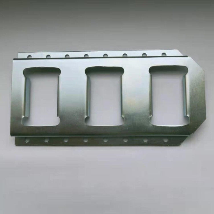  五（wǔ）金衝壓件模具總裝圖中的標題欄和明細欄包（bāo）含什麽內容（róng）