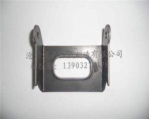 五金衝壓件廠家正經曆著（zhe）經濟結構朝產業優化（huà）升（shēng）級（jí）