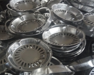 彈性（xìng）卸料（liào）板在五金衝壓件加工過程中的作用